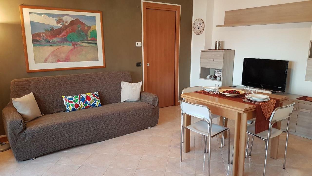 Alice 12 Flat - Apartment Боллате Экстерьер фото